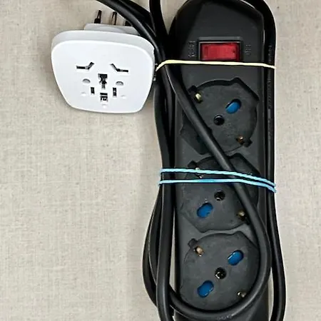 The Small White House In Appartement