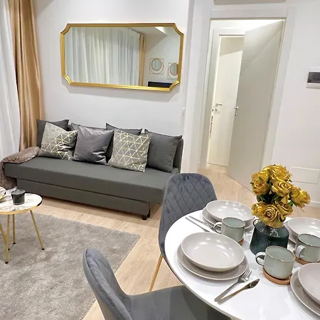 The Boutique - Hebrew Quarter Milan