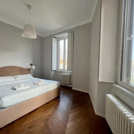 Big Historical Colonne * Milan