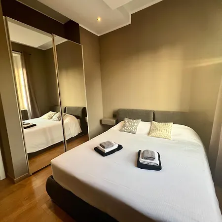 New Luxury Stunning Bilo In The Heart Of Moscova Apartment Milan