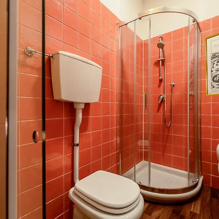 Kibilu - Via Dell'unione - Centre - Duomo * Milán