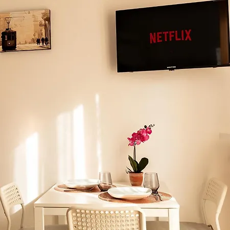 Dehomes - Porta Vittoria Comfort Milán