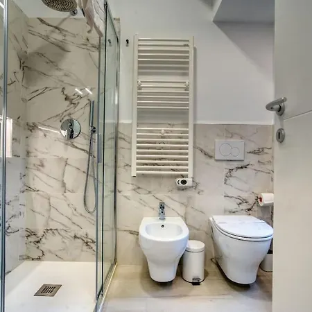 Suzzani 273 - Interno B1 Milan