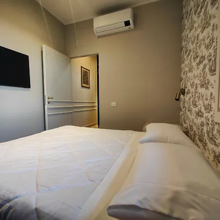 Ottoboni 2a Luxury Penthouse 아파트