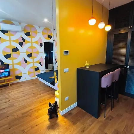 Designed 2 In Urban With Ac, Wifi And Subway Lejlighed Milano