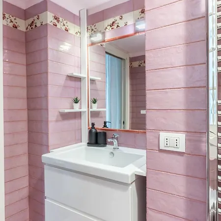 New Mico-fiera Elegante E Accessoriato, Wi-fi E Comfort Daire Milano