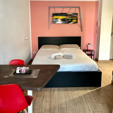 Fully Equipped Design In San Siro Milánó
