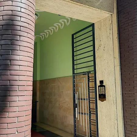 Spacious In The Heart Of The Apartamento