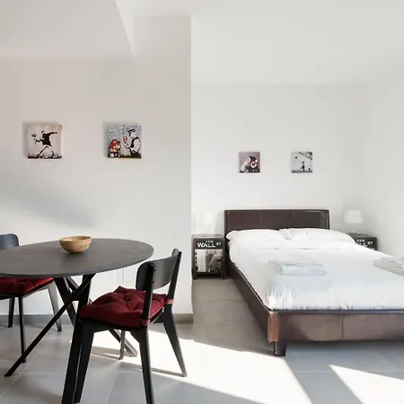 Udine M2 - Bright And Cozy Milan
