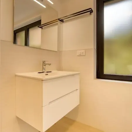 Apartment Suzzani 273 - Interno A1
