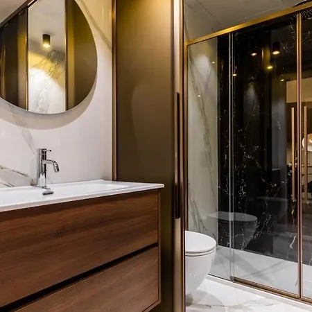 Dali Duomo Golden House Апартаменты *