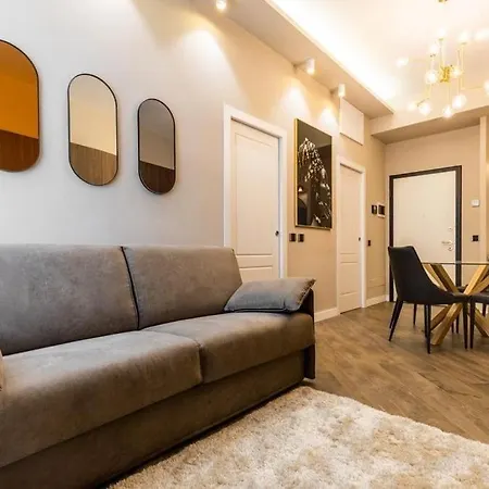 Dalì Duomo Golden House Apartamento *