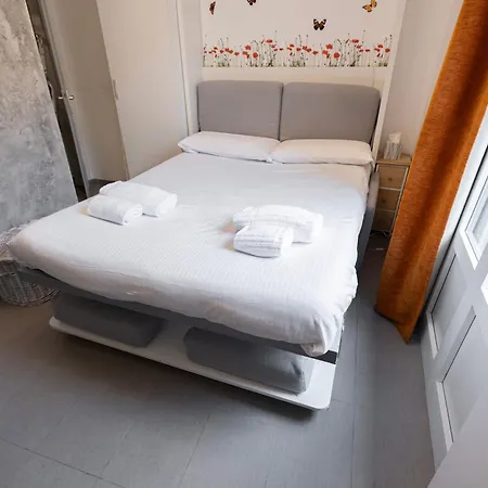 Apartment Moderno A 2 Minuti Dalla Metro Mailand