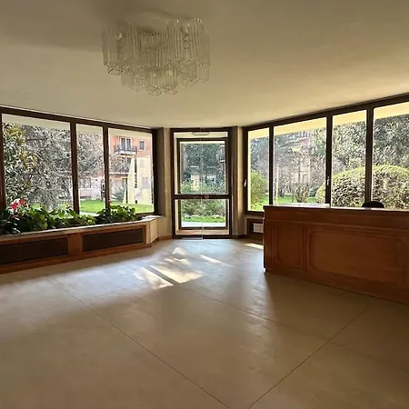 Mara Ad Portaromana Milano