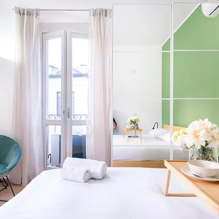 Easylife - - Correnti 22 - Duomo Mediolan