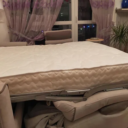 Focolare Domestico *