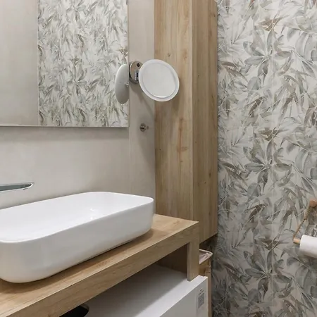 Ourjoy & Skyjoy Condo Units - Via M Gioia, 47 - Strong Wifi, 1 Private Parking, Central Station, Milan Lägenhet Milano