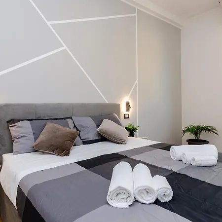 Vivimihome-Navigli Balcony & Parking Апартаменты *