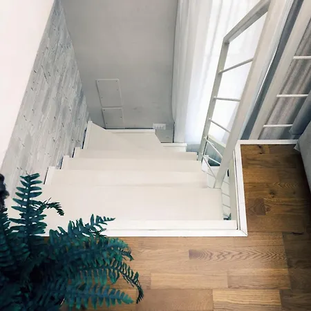 Comecasa Loft In Porta Romana Near Policlinico Mangiagalli