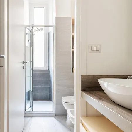 Nuovo Bilocale Appena Ristrutturato Vicino Darsena *