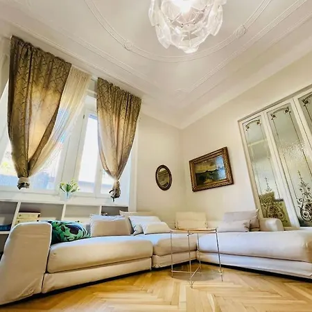 Apartment Magnifico D'epoca Ai Navigli *