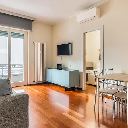 Via Del Fusaro 4 Pax Wi-fi *