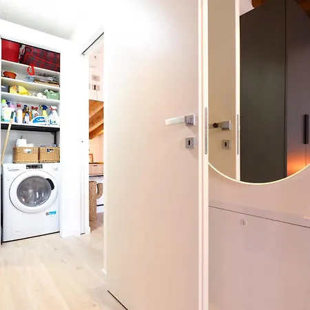 Primopiano - Zumbini Lejlighed *