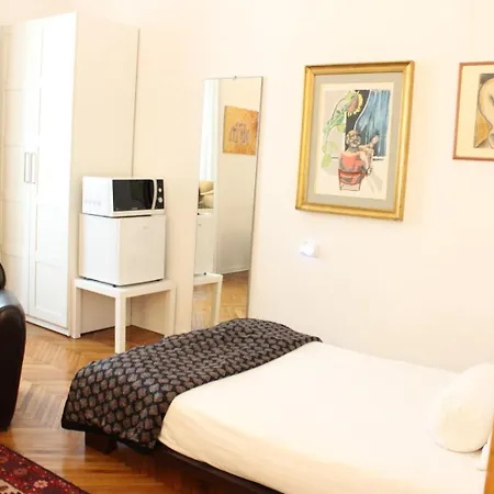بيت ضيافة Anna Ampia Stanza Privata