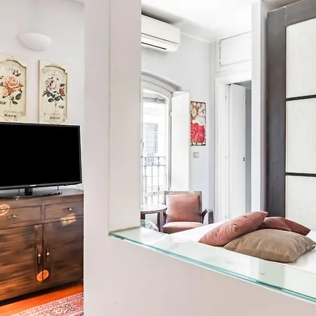 Appartamento Casa Felicita - Chinatown Garibaldi Fs - By Host4u