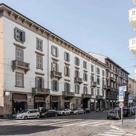 Cozy Apartment: Coldilana14 Apartment Milan