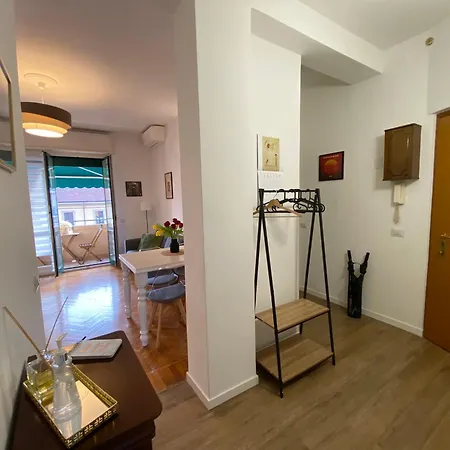 아파트 Daniela's Spazioso Ai Navigli 밀라노