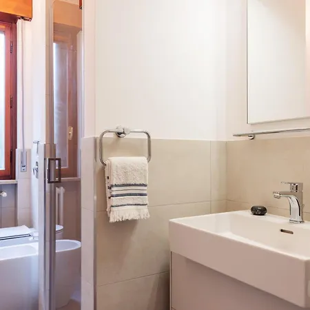 Frassini Flexyrent Apt. Aircon * 밀라노