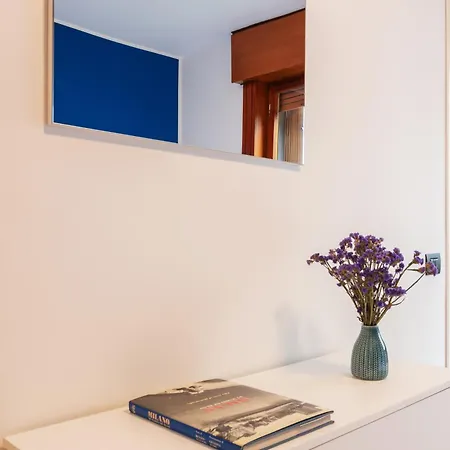 Frassini Flexyrent Apt. Aircon 아파트