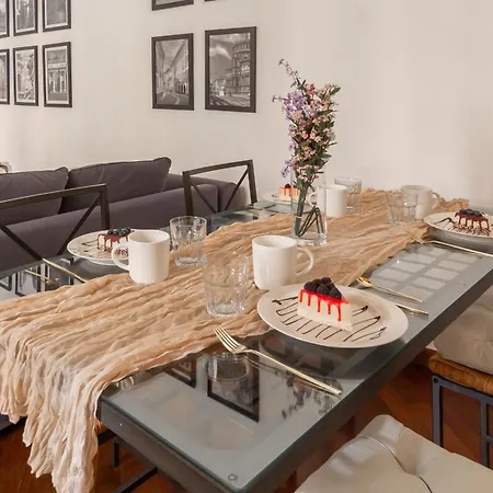Apartment Charme Milan-300m Dal Duomo