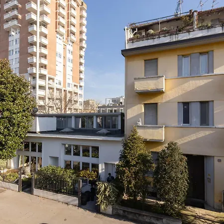 Free Parking - Modern House 10 Min To Duomo - Maciachini M3 ميلان