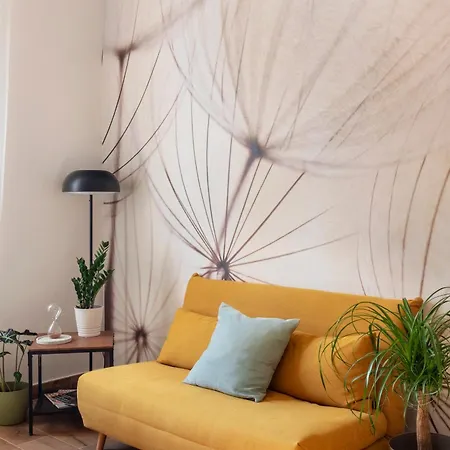Apartment The House Of Dandelions - Duomo In 15min By Metro M3