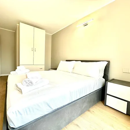 Be-c0 Sempione Luxury Appartement Milaan