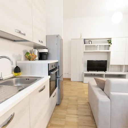 We - Premuda Boutique, Apartment Milan