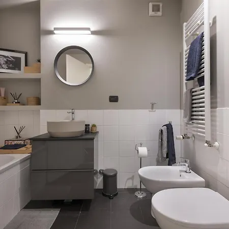 Giresio 41 - Your Penthouse With Rooftop Garden In Navigli - Wifi *