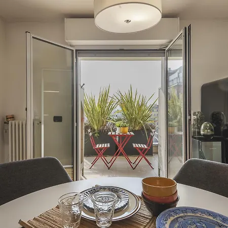 Giresio 41 - Your Penthouse With Rooftop Garden In Navigli - Wifi Appartement Milaan