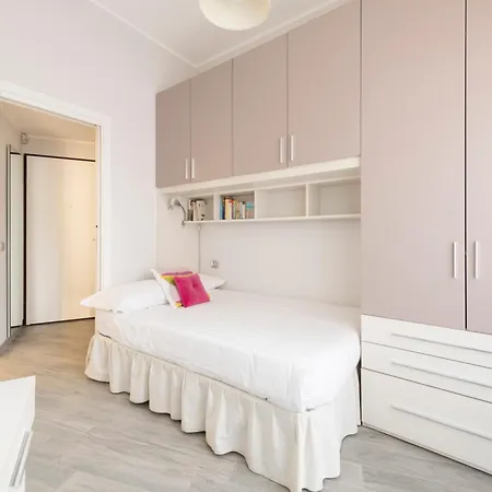 Adorable Centre, 2 Bd, 4 Guests מילאנו
