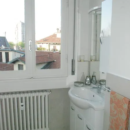 Arco Della Pace B&B