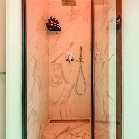 Deluxe In Brera-duomo, Near Metro شقة ميلان