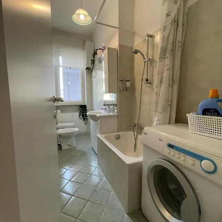 Apartman In Town - Citta' Studi - Metro M2 Piola A 2 Minuti