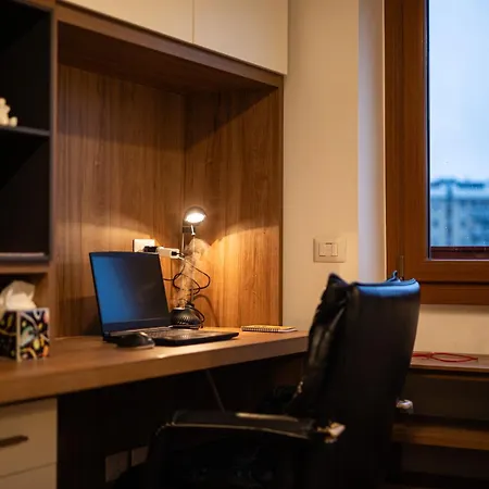In Famagosta M2 Wifi + Work Station Appartement Milan