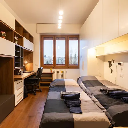 In Famagosta M2 Wifi + Work Station Appartement