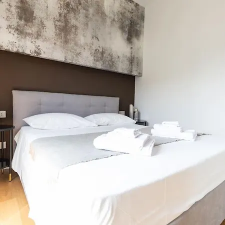 Apartment Piazza Gramsci - Splendido Trilocale Con 2
