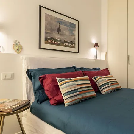 Apartment Col Di Lana Modern In Milan