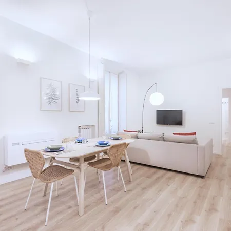 Easylife - - Lecco 5 P2 - In Porta Venezia