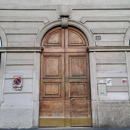 Design And Comfort In The Heart Of * Milano